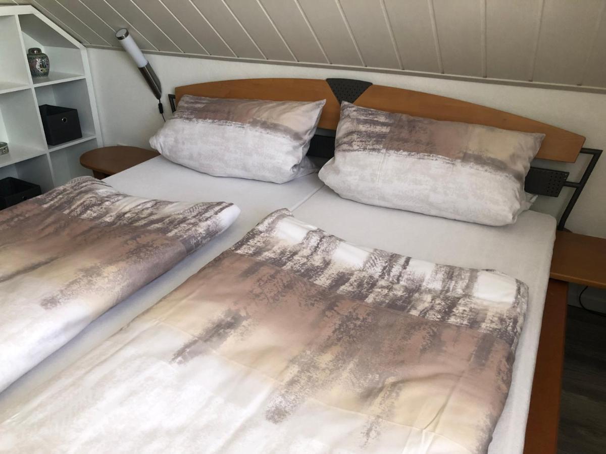 Ferienwohnung Viezens Neustadt am Rubenberge Luaran gambar