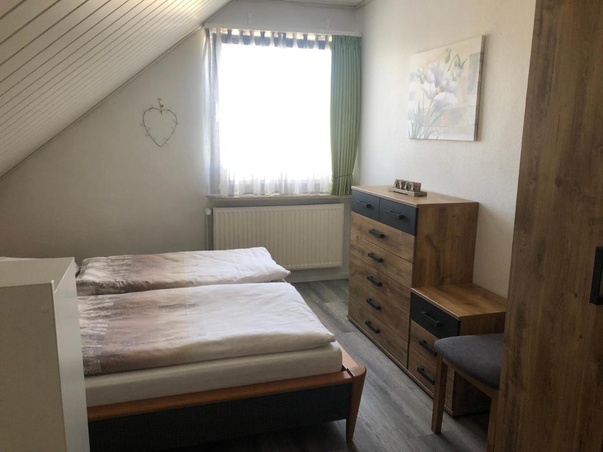 Ferienwohnung Viezens Neustadt am Rubenberge Luaran gambar